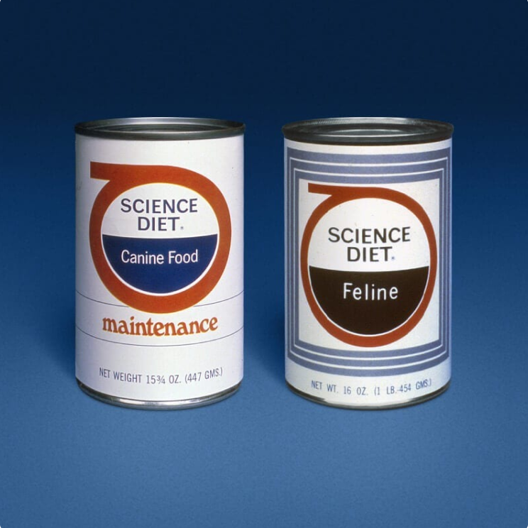 Duas latas de Science Diet - para cães e para gatos